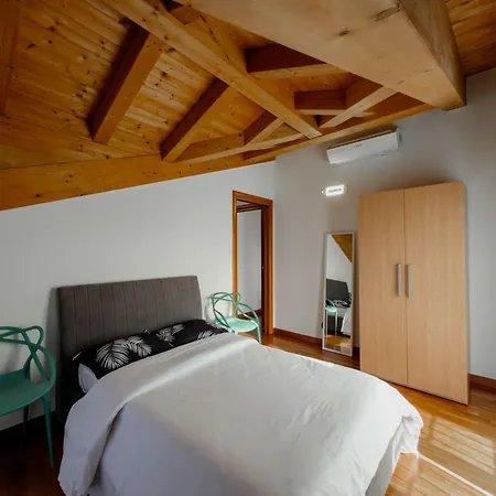 Appartamento Quadrilocale Moderno Con Balcone E Parcheggio *