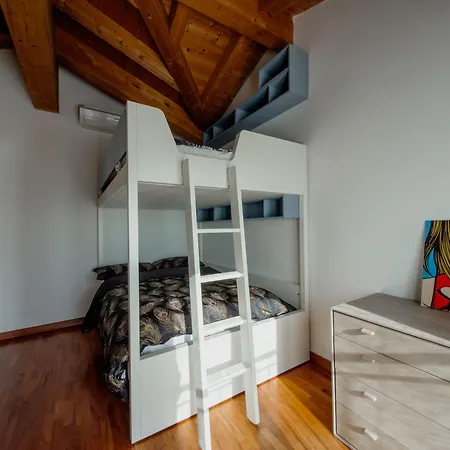Quadrilocale Moderno Con Balcone E Parcheggio *